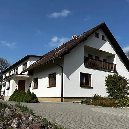 Restaurace A Na Strani Guest house *