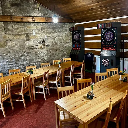 Restaurace A Na Strani بيت ضيافة Klasterec nad Orlici