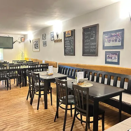 Restaurace A Na Strani Klasterec nad Orlici