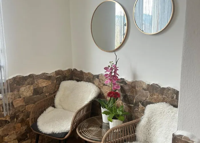 Restaurace A Na Strani 3*