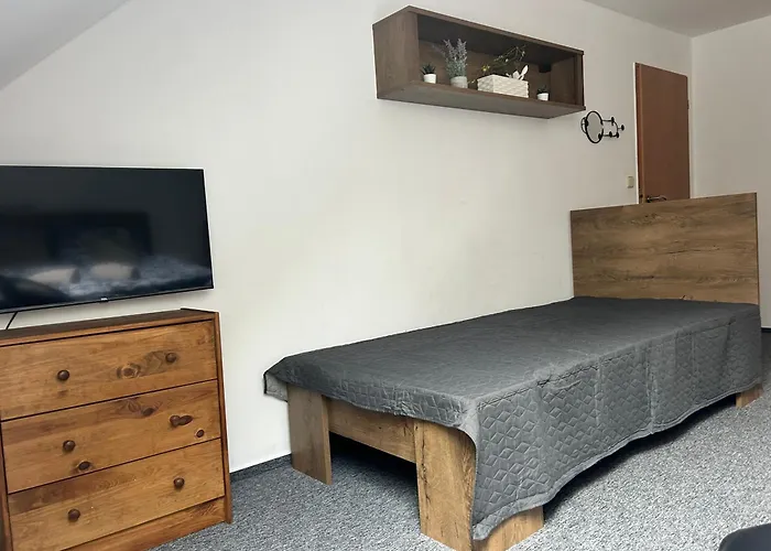Guest house Restaurace A Na Strani 3*